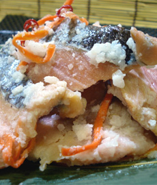 北海道　小樽　飯寿し　いずし　飯寿司　秋鮭　老舗